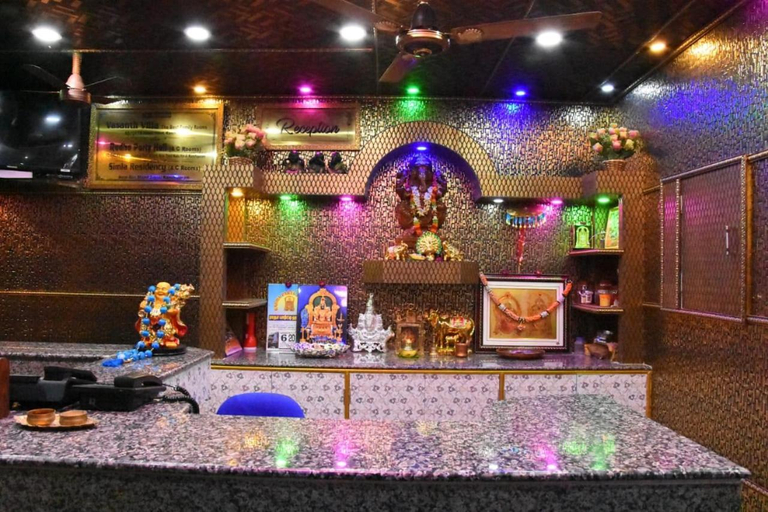 Others 3, Gayathri Stay, Kancheepuram