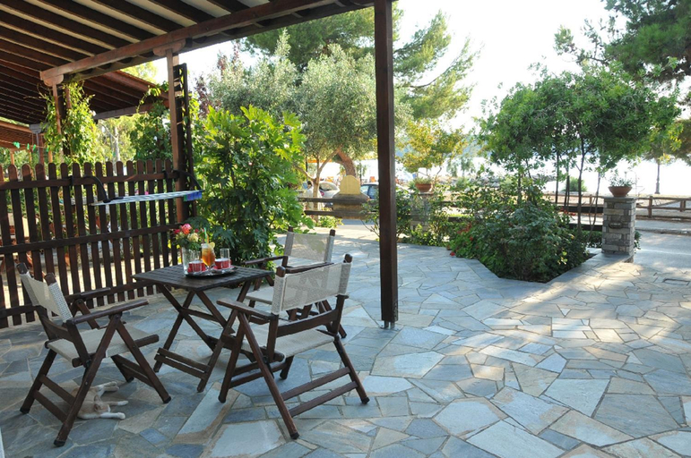 Others 5, Zouzoula House, Thessaly