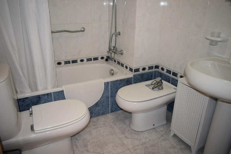 Bathroom 3, Anacasa Dianium Ausias March AP1112, Alicante