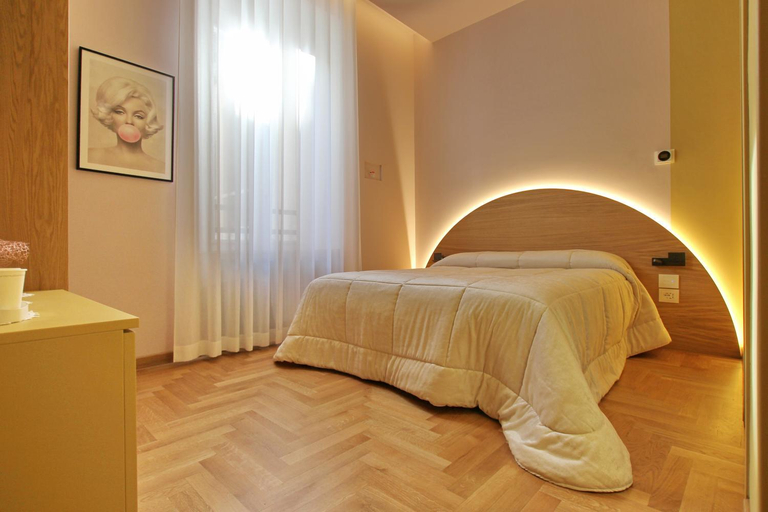 Others 5, Dreaming Rome Suites, Rome