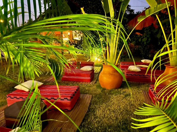 Food & Drinks 4, Le Kentia, Golfe (incl Lomé)