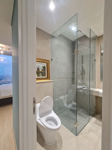 Bathroom, the Gallery Home 3BR Private Lift Galaxy Mall3, Surabaya