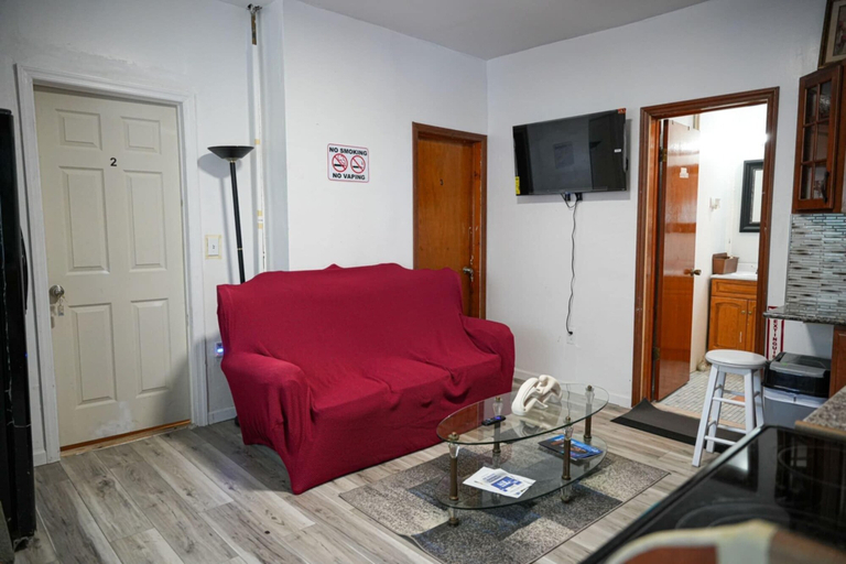 Bedroom 3, Divine Villa & Resorts Guest House, Newark
