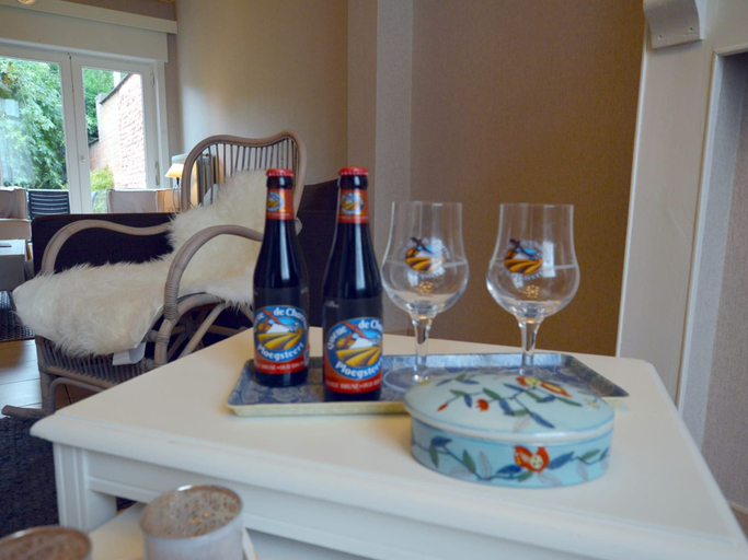 Food & Drinks, West Flanders Vacation Home, Hainaut