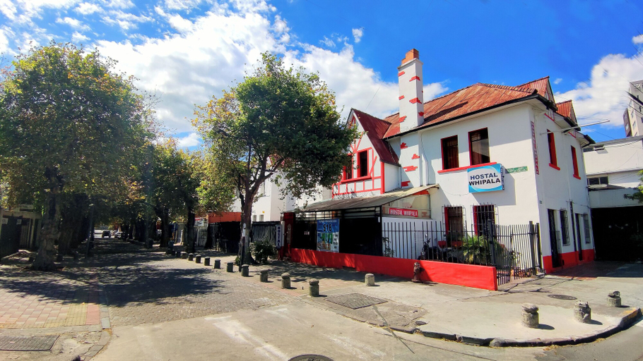Exterior & Views 2, Hostal Whipala, Quito