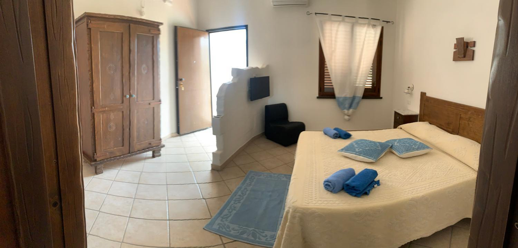 Others 4, Canne al Vento, Nuoro
