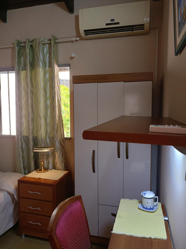 Others 5, RESIDENCIA-UNIV, Ciudad del Este