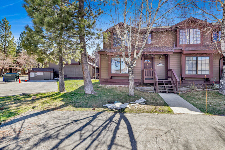 Exterior & Views 2, THE Bigbear Bear House #2469, San Bernardino