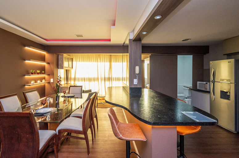 Dining 5, MFL1802, Goiania