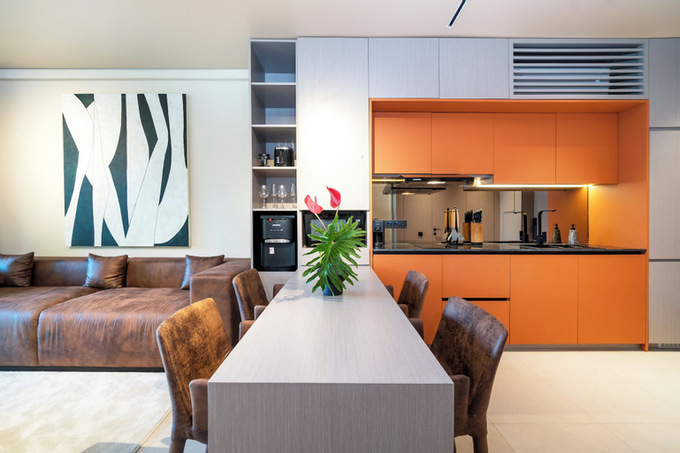 Dining Room 17