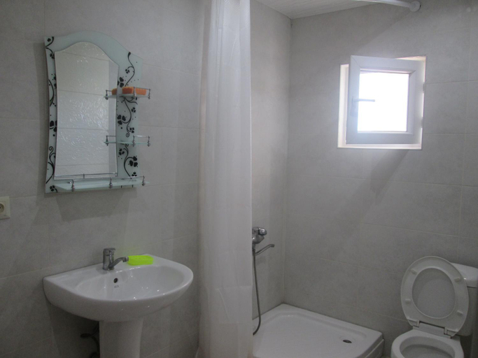 Bathroom 5, Lily Pearls Inn, Kobuleti