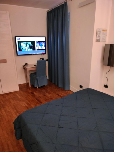 Bedroom 2, Locanda La Lucciola, La Spezia