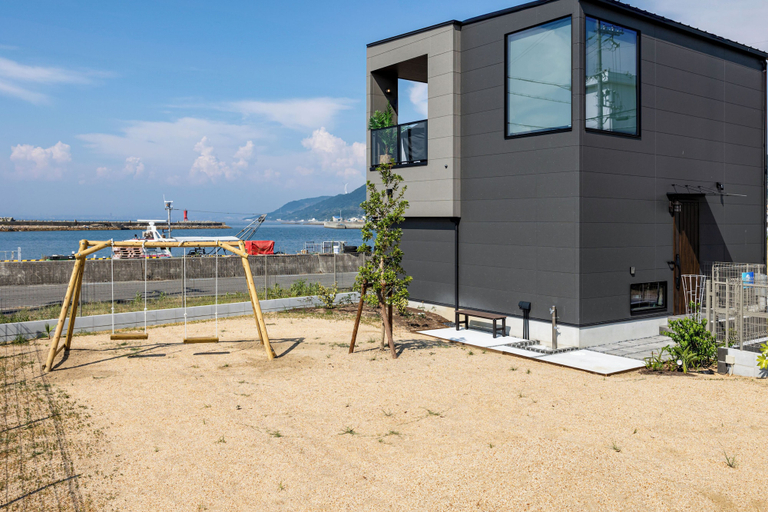 Others 3, The Lagoon Awajishima, Awaji