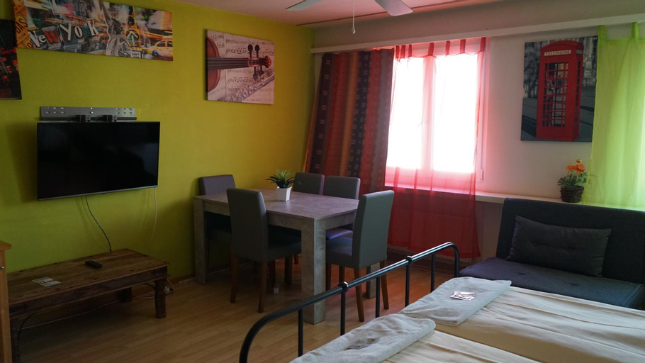 Bedroom 16