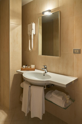 Bathroom 5, Delfina Palace Hotel, Perugia