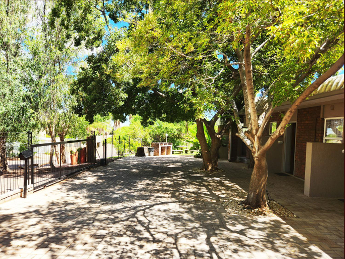 Others 2, Tramonto Lodge, Siyanda