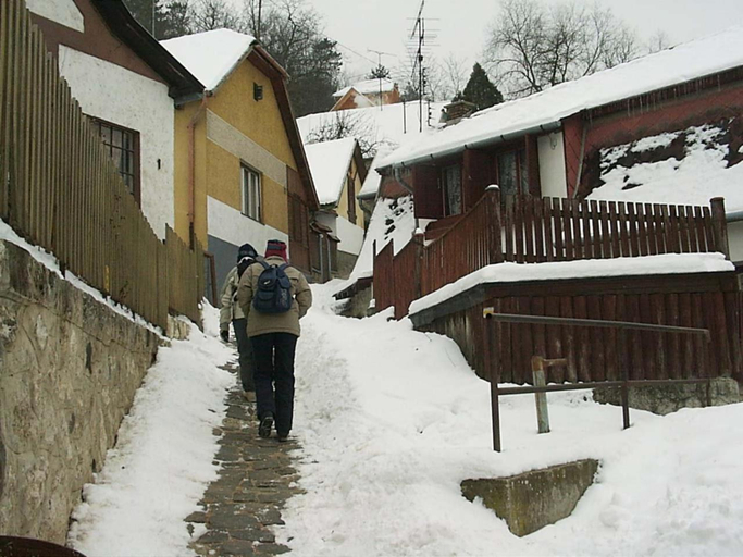 Others 5, Szonyi uti vendeghaz, Vác