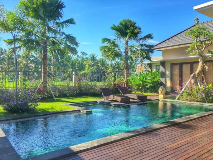 Swimming Pool 2