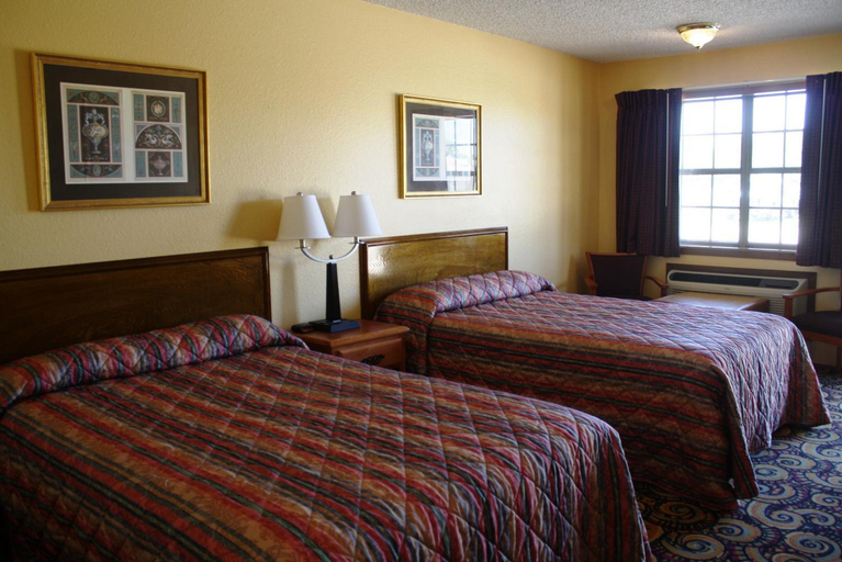 Others 5, Lake Palestine Motor Inn, Henderson