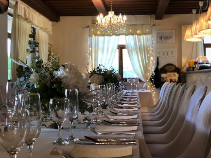 Food & Drinks 3, U Krba, Nitra