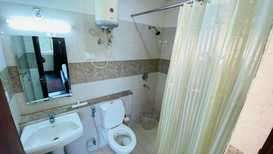 Bathroom 4, LivBox Rudrapur, Udham Singh Nagar