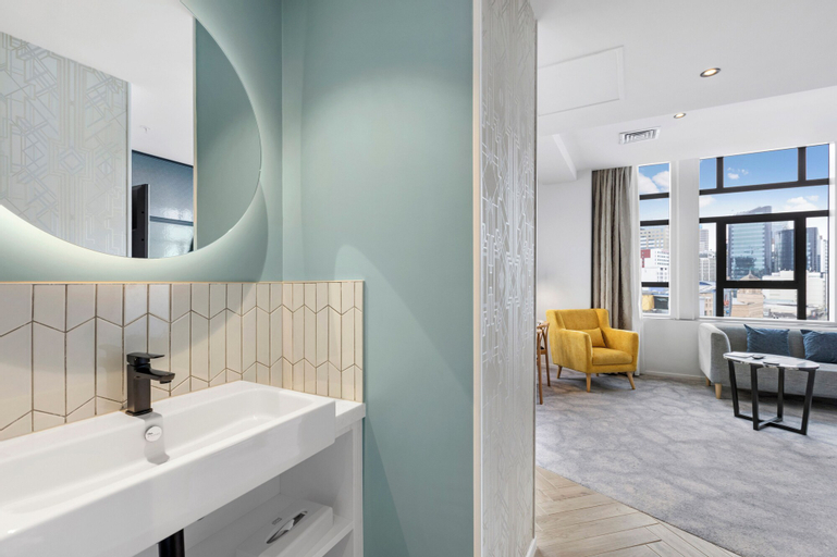 Bathroom 9