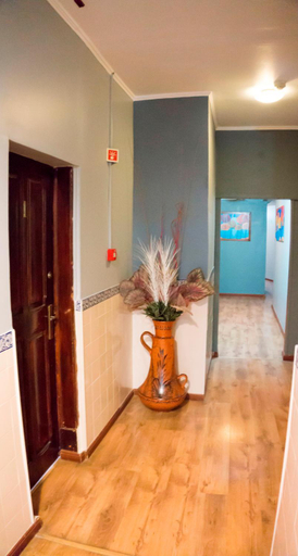 Others 5, Hotel O Catraio, Montijo