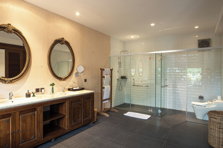 Bathroom 3