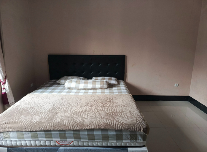 Bedroom 4, f_one village, Bogor