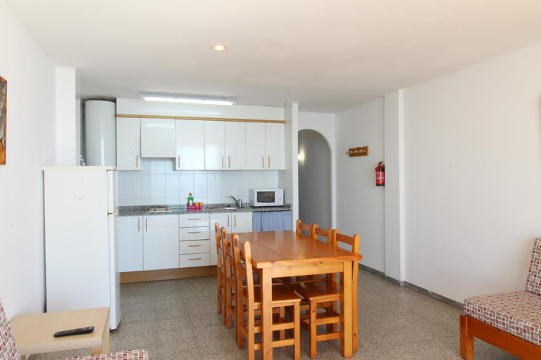 Others 4, Apartaments El Sorrall, Girona
