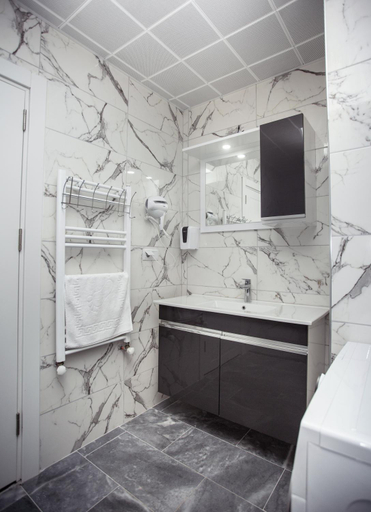 Bathroom 2, Gazioglu Residence, Arsin