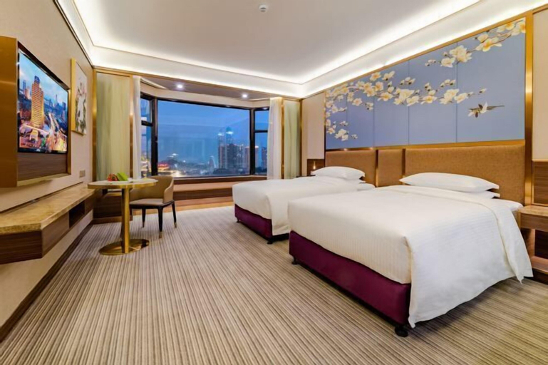 Bedroom 12