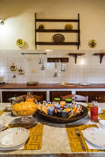 Food & Drinks 5, Poggio del Sole, Perugia