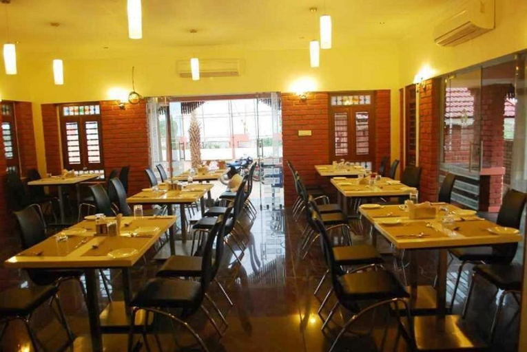 Food & Drinks 4, GS Resorts Velankanni, Nagappattinam