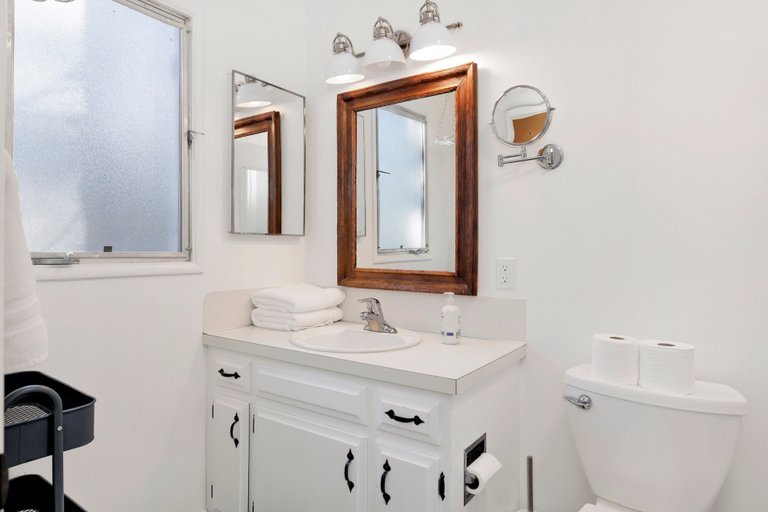 Bathroom 4, Shay Meadows Ranch & Resort #2500, San Bernardino