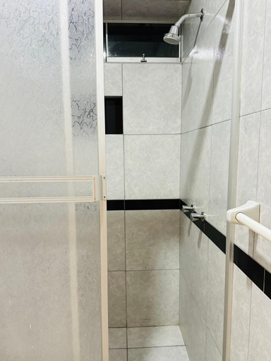 Bathroom 3, LA CASONA DE YANAHUANCA, Daniel Alcides Carrión