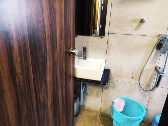 Bathroom 3, Hotel Manasi Pride, Satara, Satara