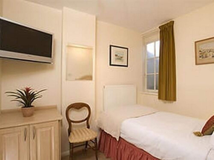 Bedroom 2, Manston Guest House, Dorset