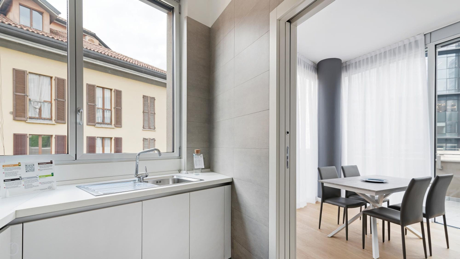 Others 4, Italianway Comfort - Capelli 2, Milano