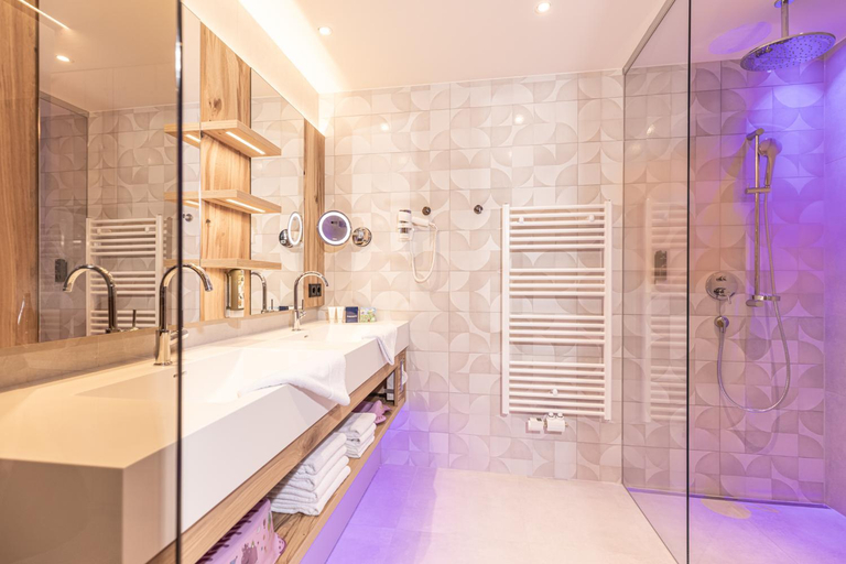 Bathroom, Galtenberg Bed & Breakfast, Kufstein
