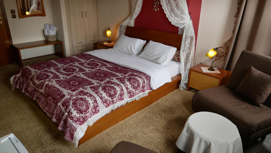 Bedroom 3, Vikos Hotel, Epirus
