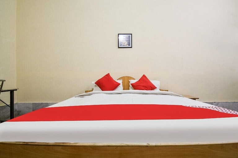 Bedroom 4, Hotel Surya palace, Jhunjhunun