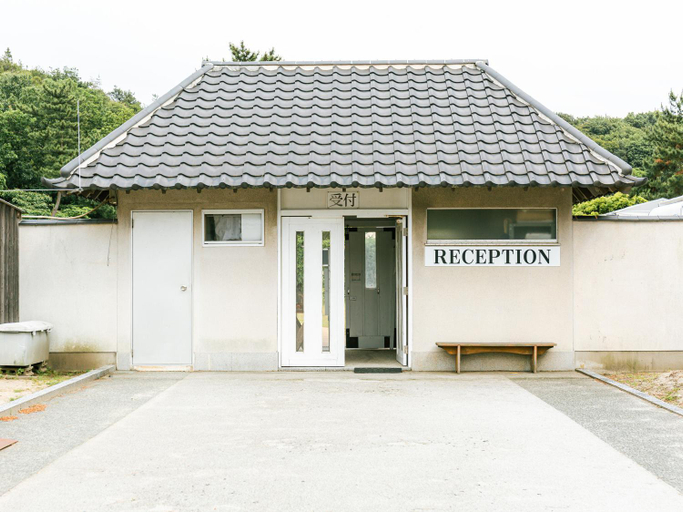 Exterior & Views 2, 直島町ふるさと海の家 つつじ荘 Seaside Stay Tsutsuji-so, Naoshima