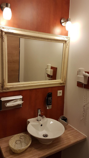Bathroom, Landhotel-Restaurant Beckmann, Borken