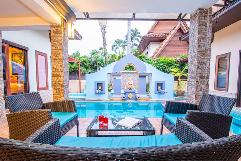 Food & Drinks, 4BDR Private pool Bali style villa Siya, Pattaya