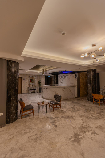 Public Area 27