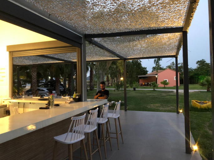 Food & Drinks 2, Villa Swan, Ionian Islands