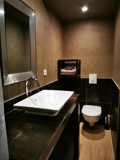 Bathroom 3, Le Puits de la Foltiere, Indre-et-Loire