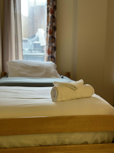 Bedroom 3, 2 Bedroom Downtown Apt City Views Park Walk, Allegheny