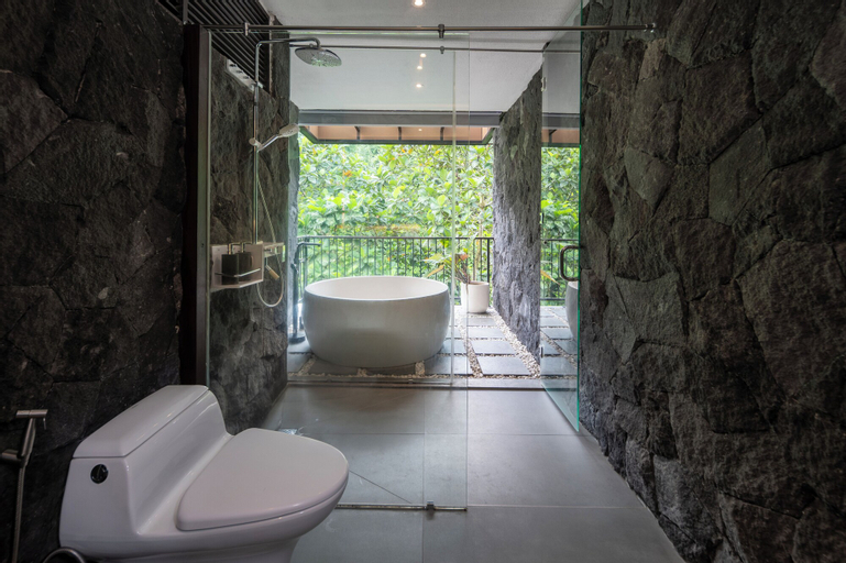 Bathroom 5